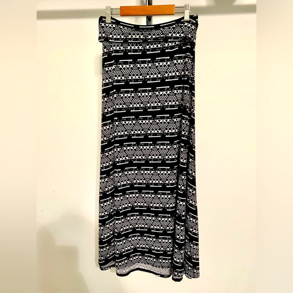 LulaRoe XS Maxi Skirt